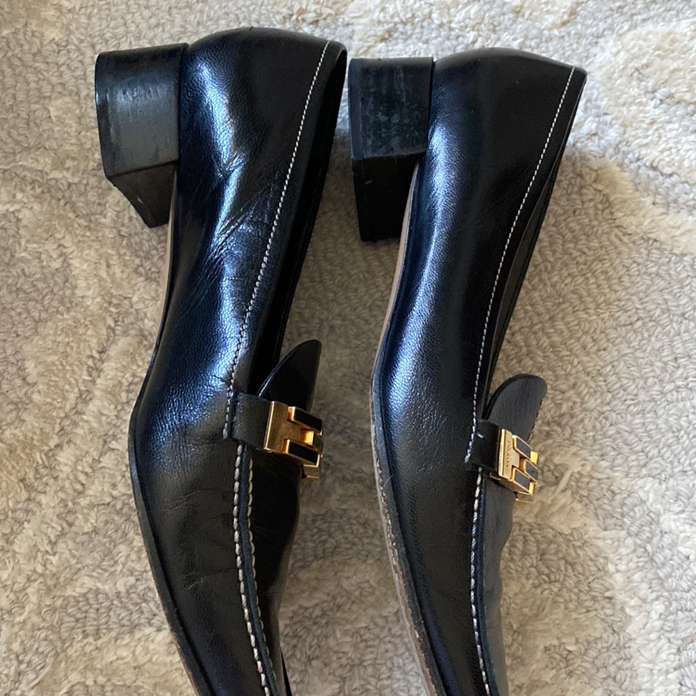 Authentic Prada loafers - Picture 6 of 7